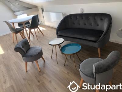 Chambre - 16 m² - 1 pièce