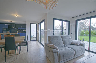 Maison - 106 m² - 6 pièces