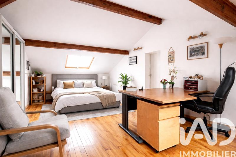 Maison - 140 m² - 5 pièces