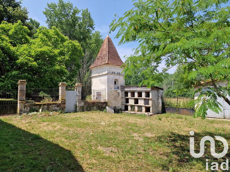 Maison - 220 m² - 8 pièces