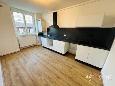 Appartement - 86 m² - 4 pièces