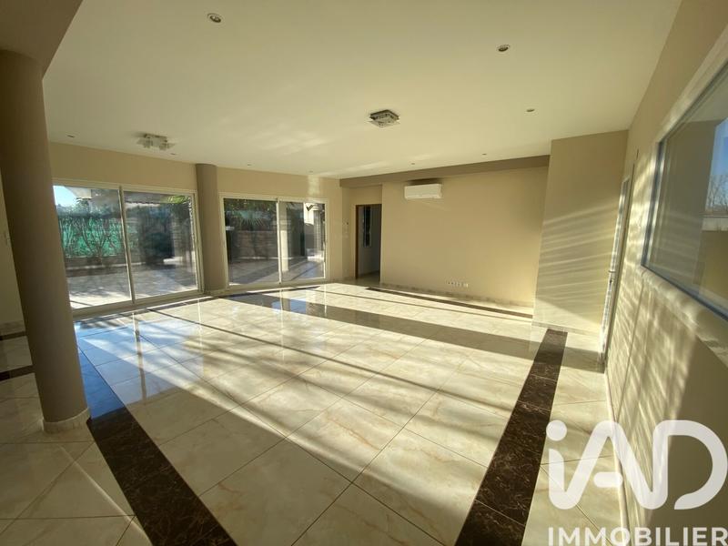 Maison de maîtres - 192 m² - 7 pièces