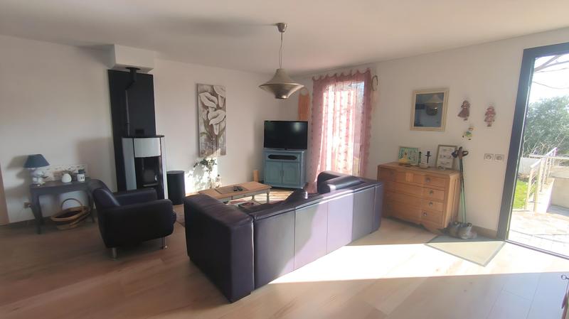 Maison traditionnelle - 141 m² - 5 pièces