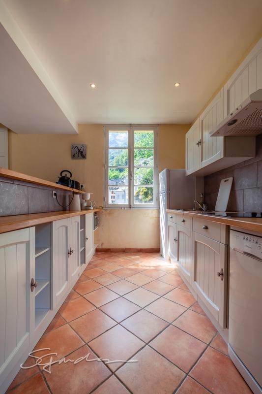 Appartement - 83 m² - 3 pièces