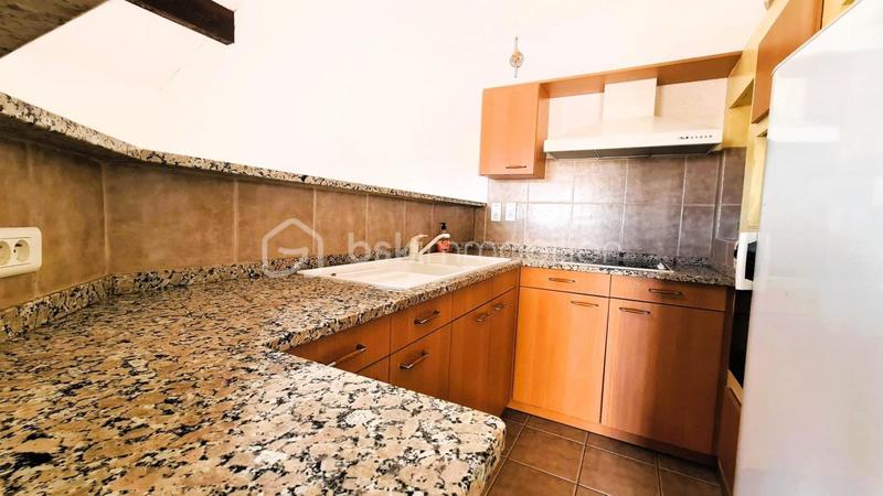 Parking / Garage - 620 m²