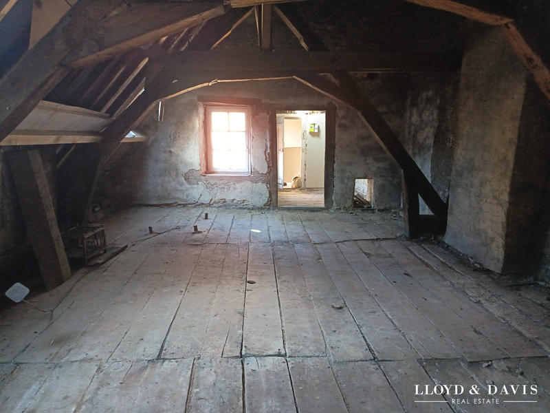 Loft - 100 m² - 1 pièce