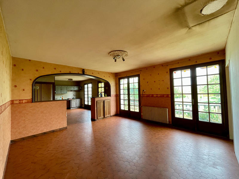 Maison - 95 m² - 5 pièces