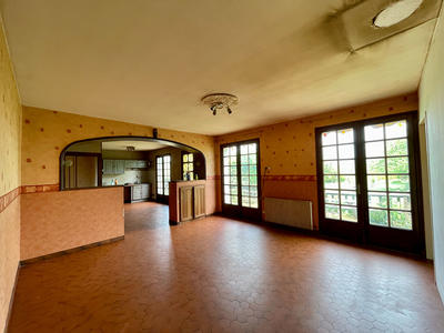 Maison - 95 m² - 5 pièces