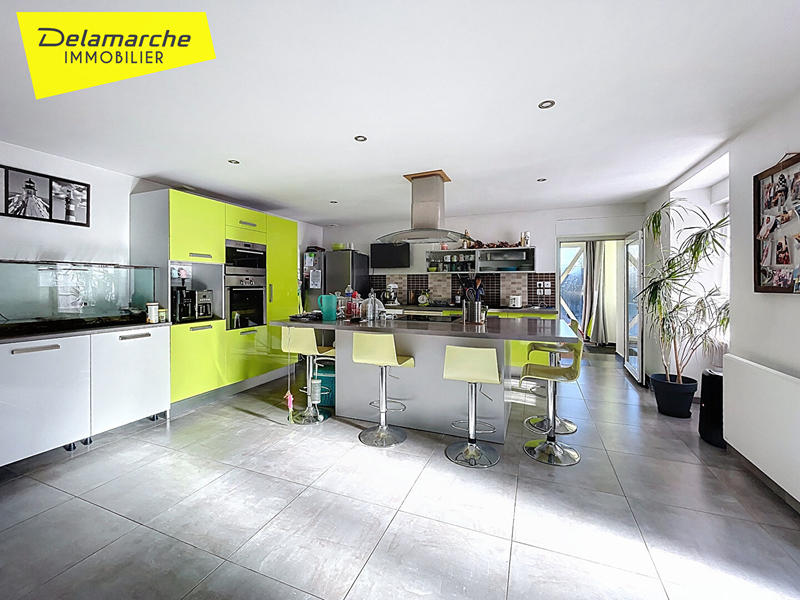 Maison - 168 m² - 7 pièces