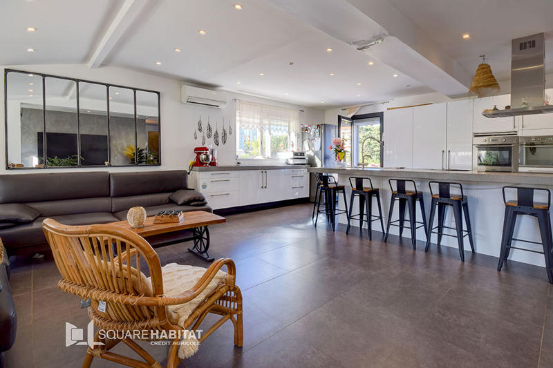 Maison - 173 m² - 4 pièces