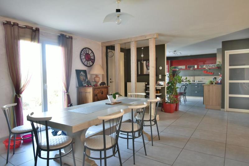 Villa - 197 m² - 6 pièces