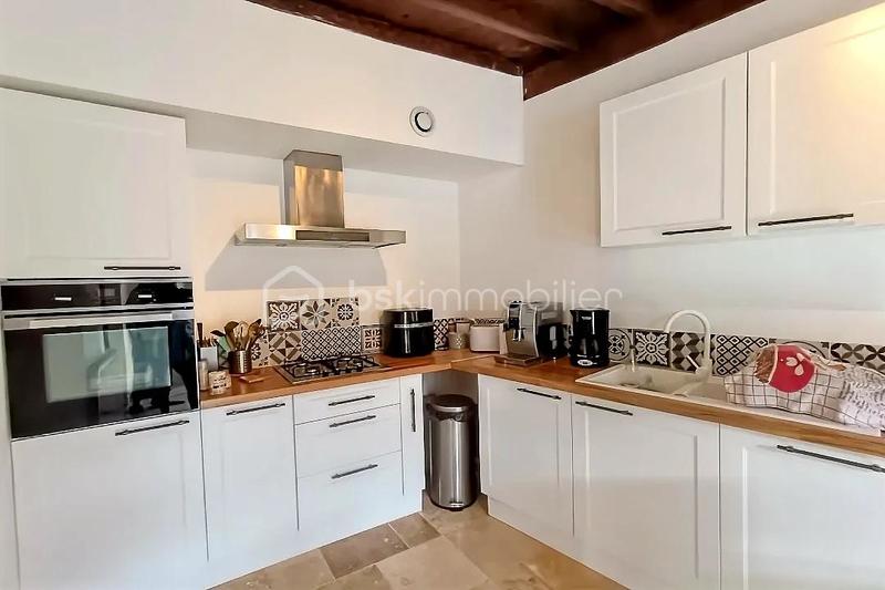 Maison - 180 m² - 6 pièces