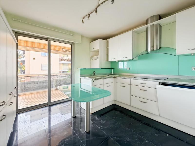 Appartement - 83 m² - 3 pièces