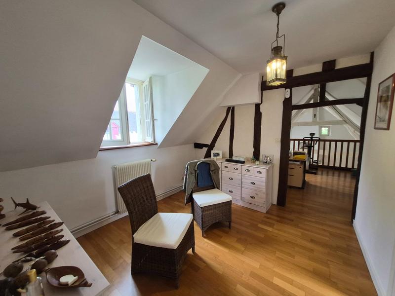 Propriété - 163 m² - 6 pièces