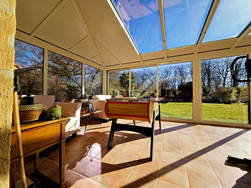 Maison - 308 m² - 11 pièces