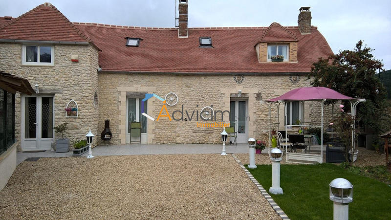 Maison - 198 m² - 5 pièces