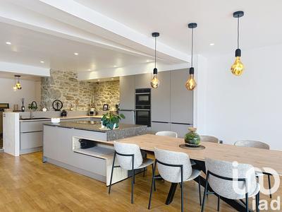 Maison de ville - 197 m² - 6 pièces