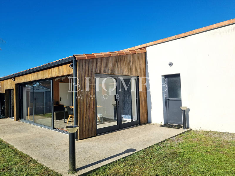 Maison - 83 m² - 5 pièces