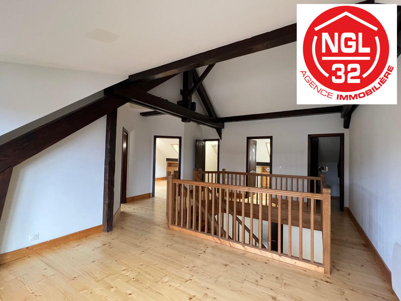 Maison - 170 m² - 6 pièces