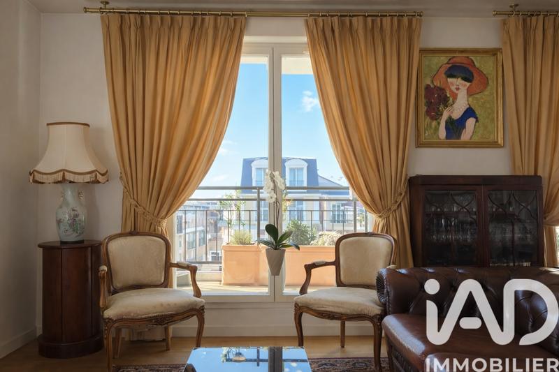 Appartement - 122 m² - 6 pièces