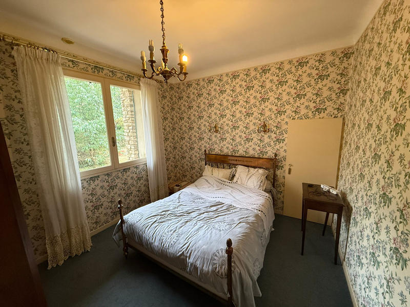 Maison - 210 m² - 7 pièces