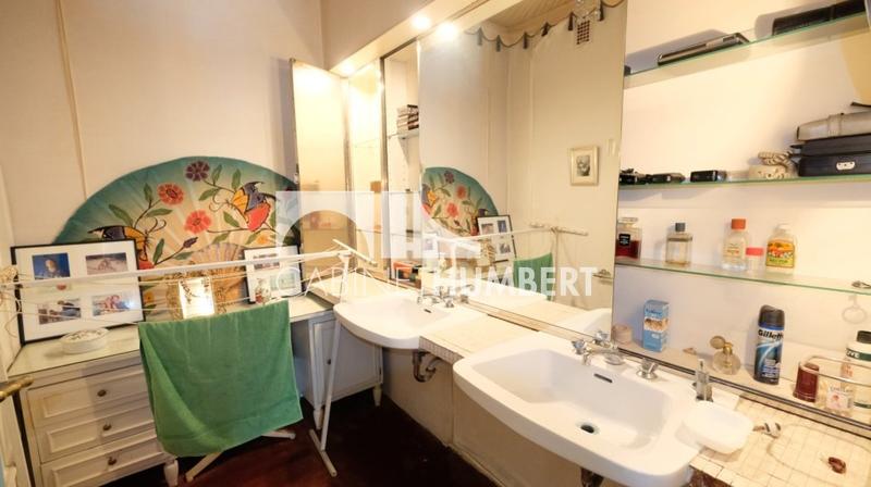 Appartement - 182 m² - 6 pièces