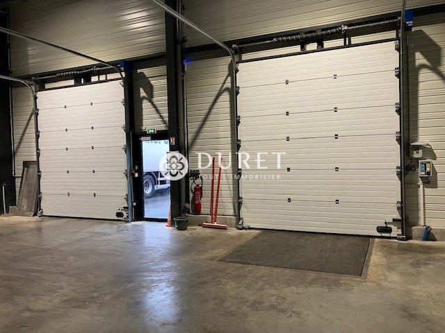 Local d'activités - 1 445 m²