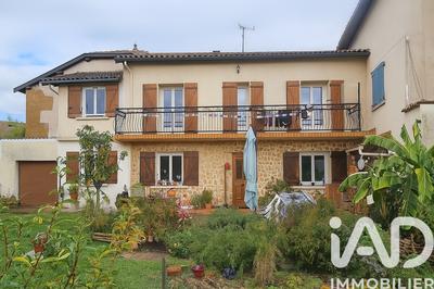 Maison - 98 m² - 5 pièces