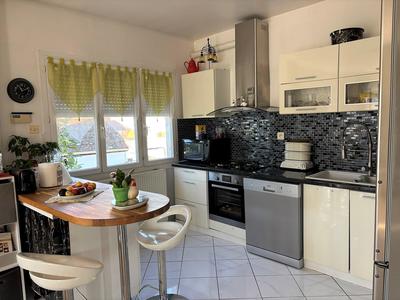 Maison - 122 m² - 5 pièces