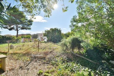 Terrain constructible - 999 m²