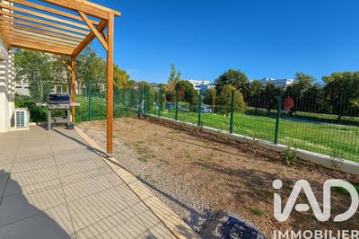 Maison - 96 m² - 4 pièces