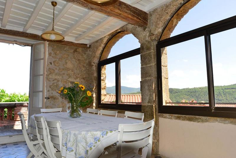 Propriété - 366 m² - 11 pièces