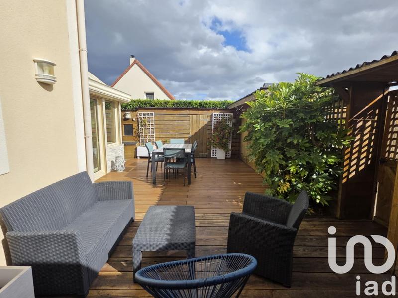 Maison - 181 m² - 8 pièces