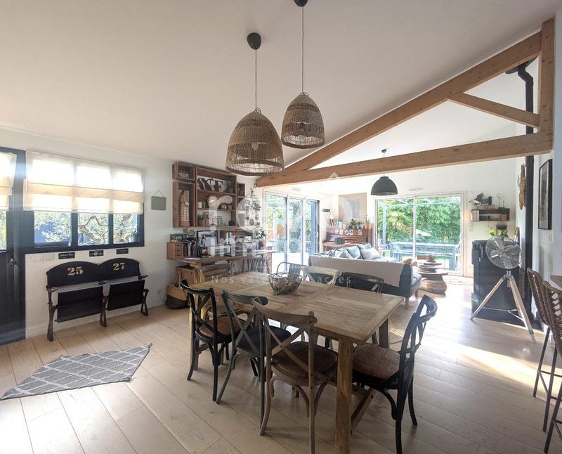 Maison - 118 m² - 4 pièces