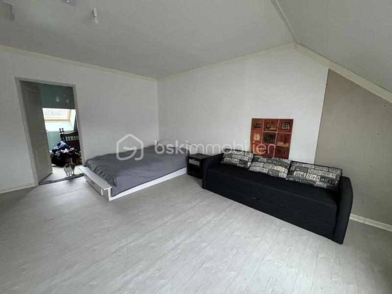 Maison - 230 m² - 11 pièces