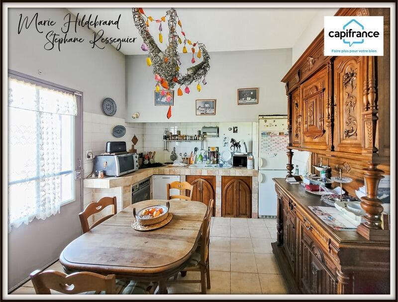 Maison - 254 m² - 12 pièces