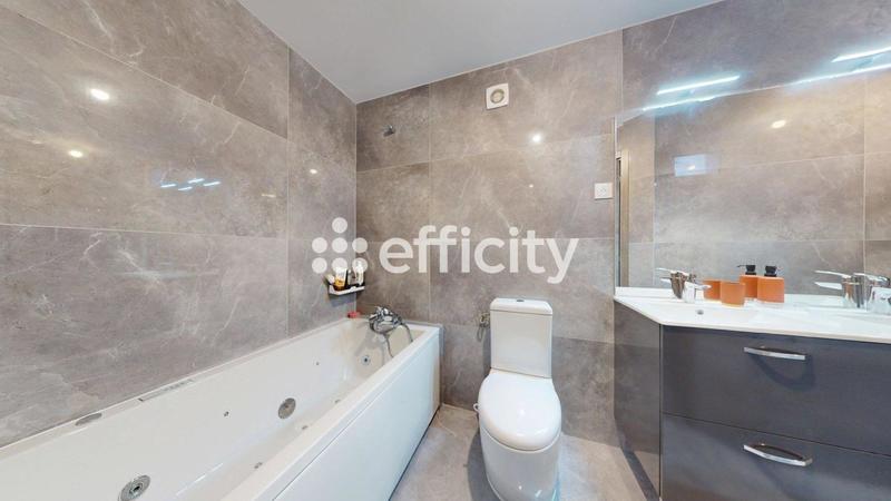 Pavillon - 134 m² - 5 pièces