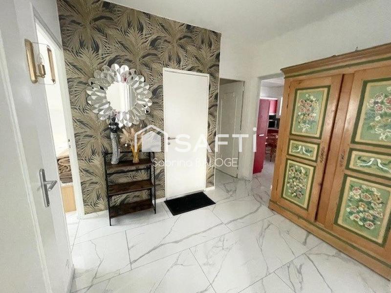 Maison - 200 m² - 6 pièces