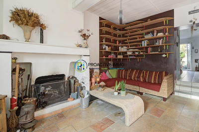 Maison traditionnelle - 90 m² - 4 pièces