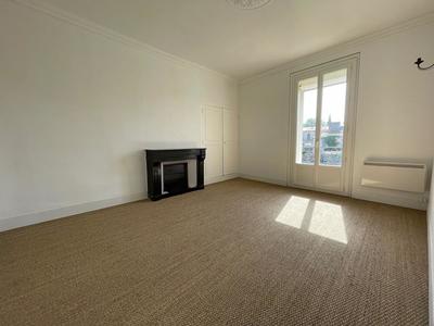 Appartement - 108 m² - 4 pièces