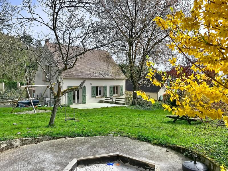 Maison - 131 m² - 6 pièces