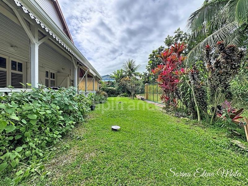 Maison - 150 m² - 6 pièces