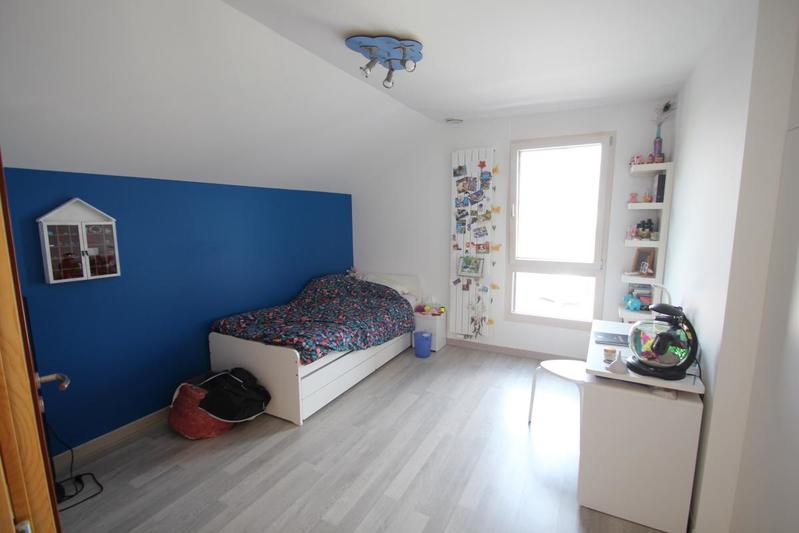 Villa - 184 m² - 6 pièces