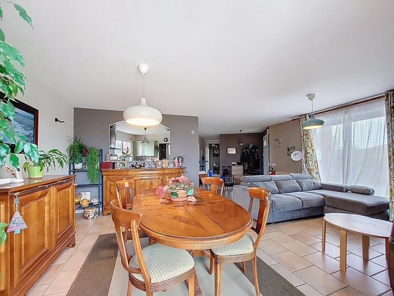 Maison - 99 m² - 4 pièces