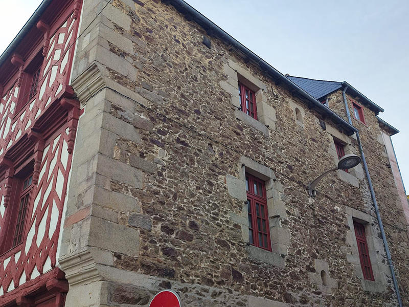 Immeuble - 9 pièces