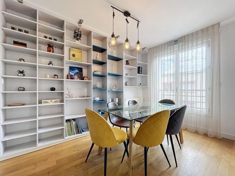 Appartement - 100 m² - 4 pièces