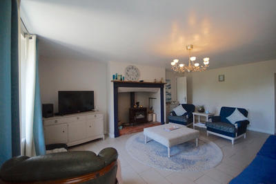 Maison - 199 m² - 7 pièces