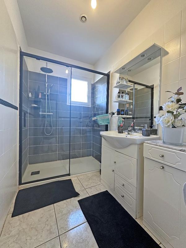 Villa - 179 m² - 6 pièces