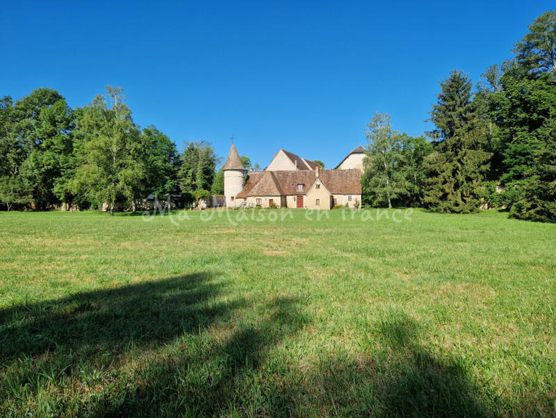 Maison - 395 m² - 12 pièces