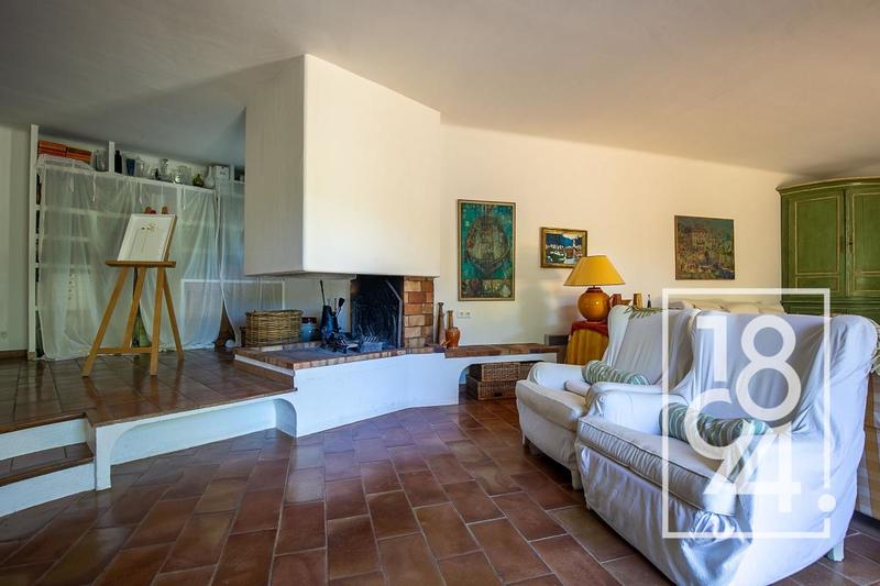 Maison - 224 m² - 5 pièces